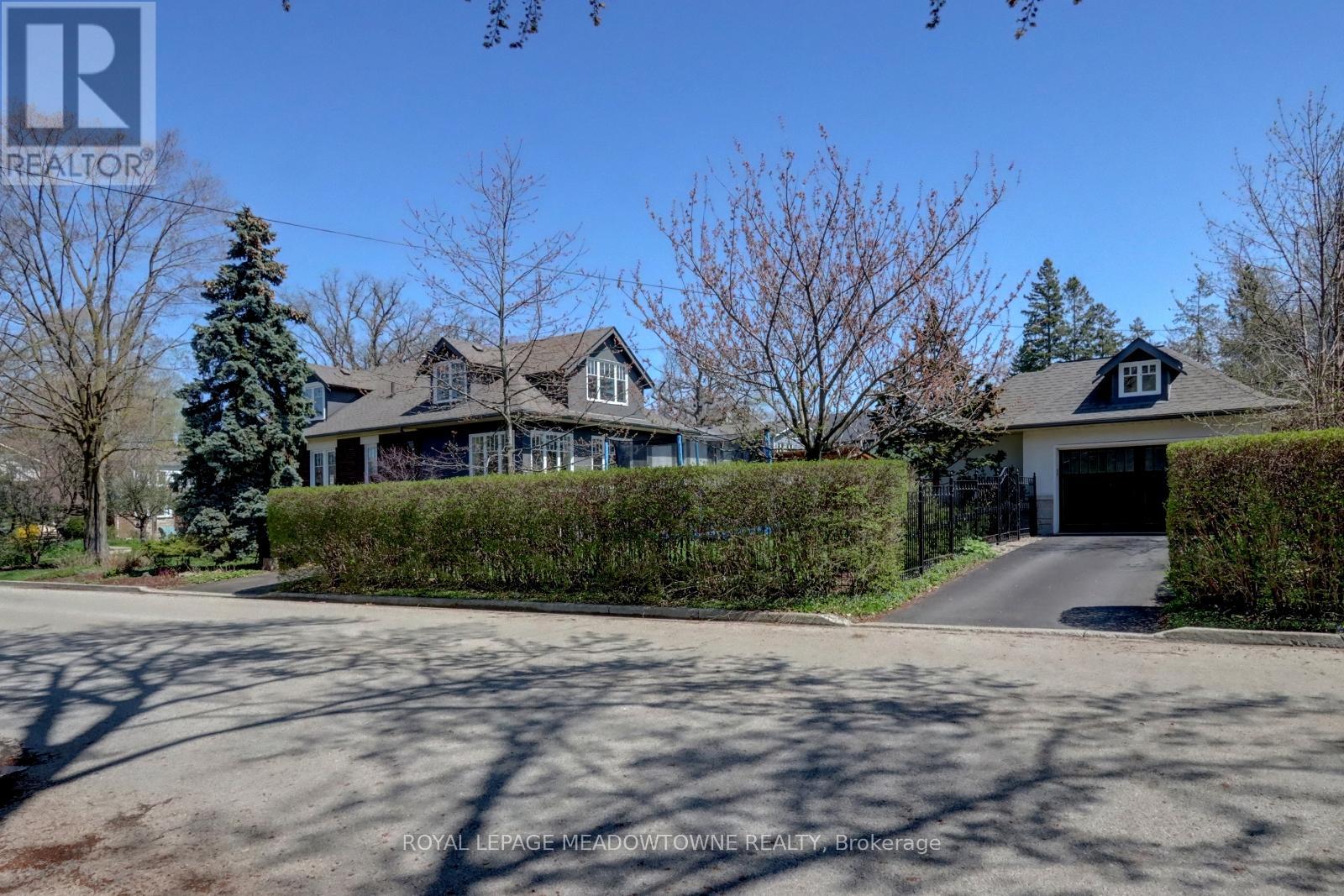 24 HIAWATHA PARKWAY