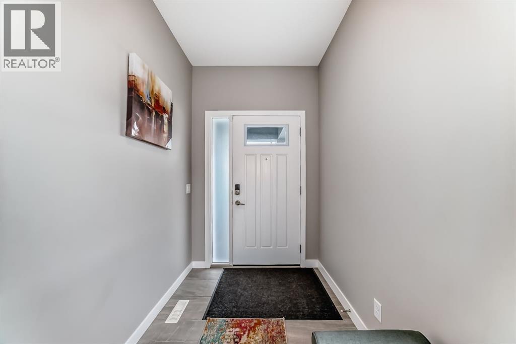 259 Kingfisher Crescent SE