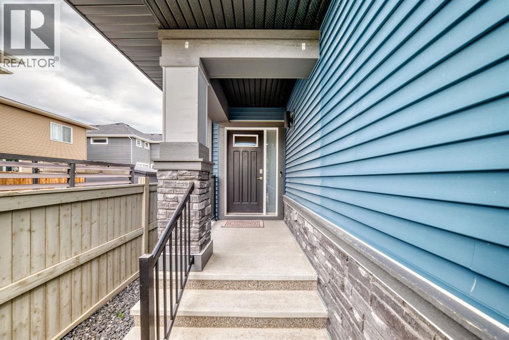 259 Kingfisher Crescent SE