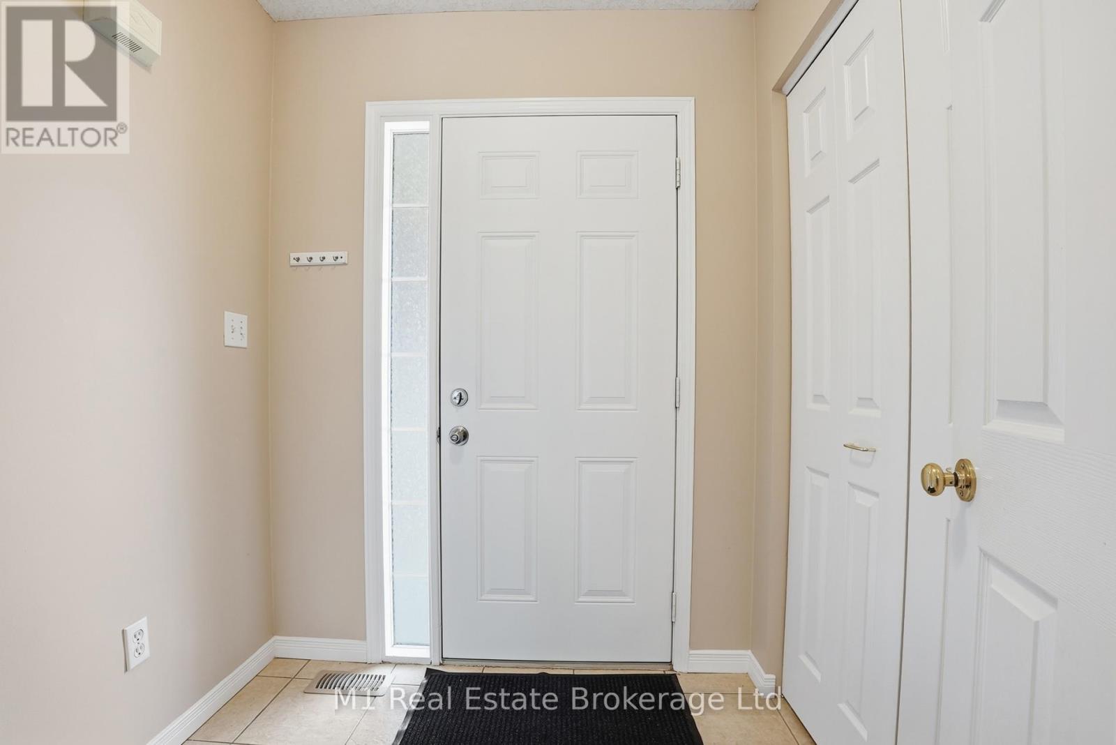 8 RALSTON DRIVE