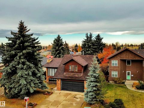 127 GRAND MEADOW CR NW Edmonton AB T6L1X1