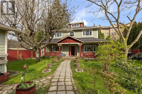 9913 Maple St Chemainus BC V0R1K1