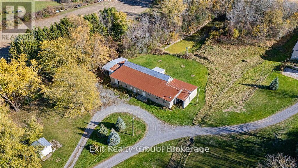 2421 COUNTY RD 3 - Photo 2