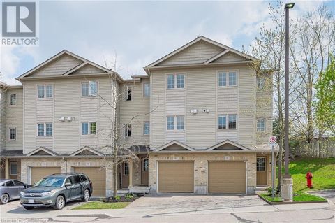 155 HIGHLAND Crescent Unit# 8 Kitchener ON N2M0A1