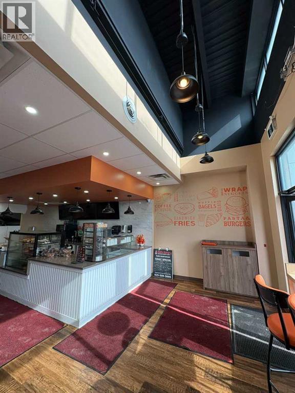 30 Savanna Cres Crescent NE