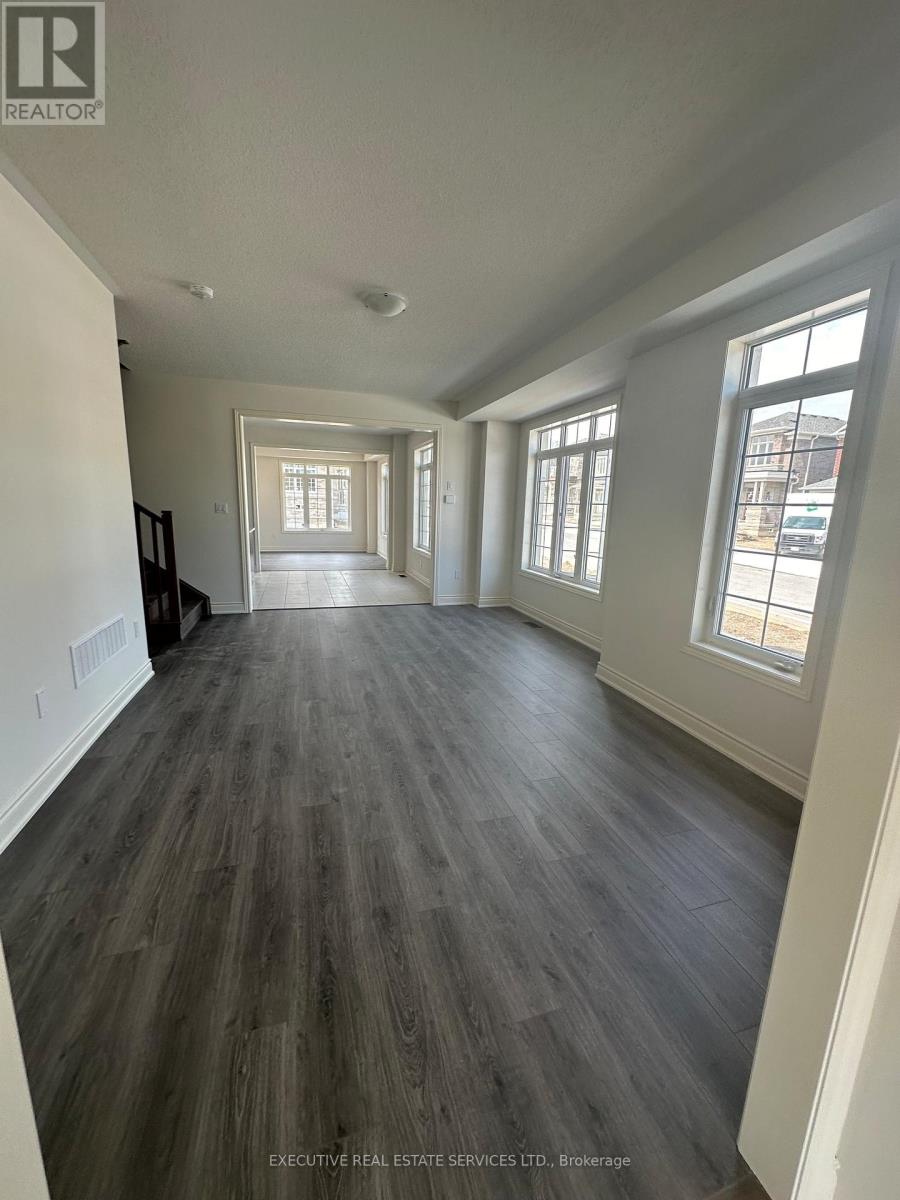 67 BLOOMFIELD CRESCENT