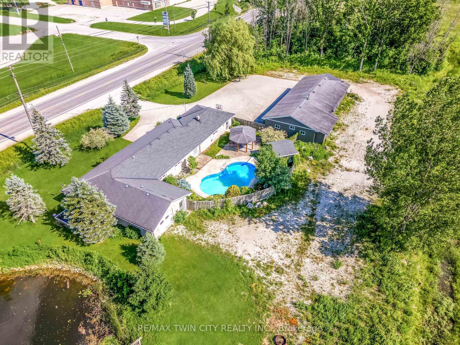 717906 HIGHWAY 6