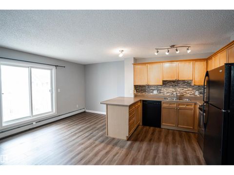 4407 23 ST NW Edmonton AB T6T0B6