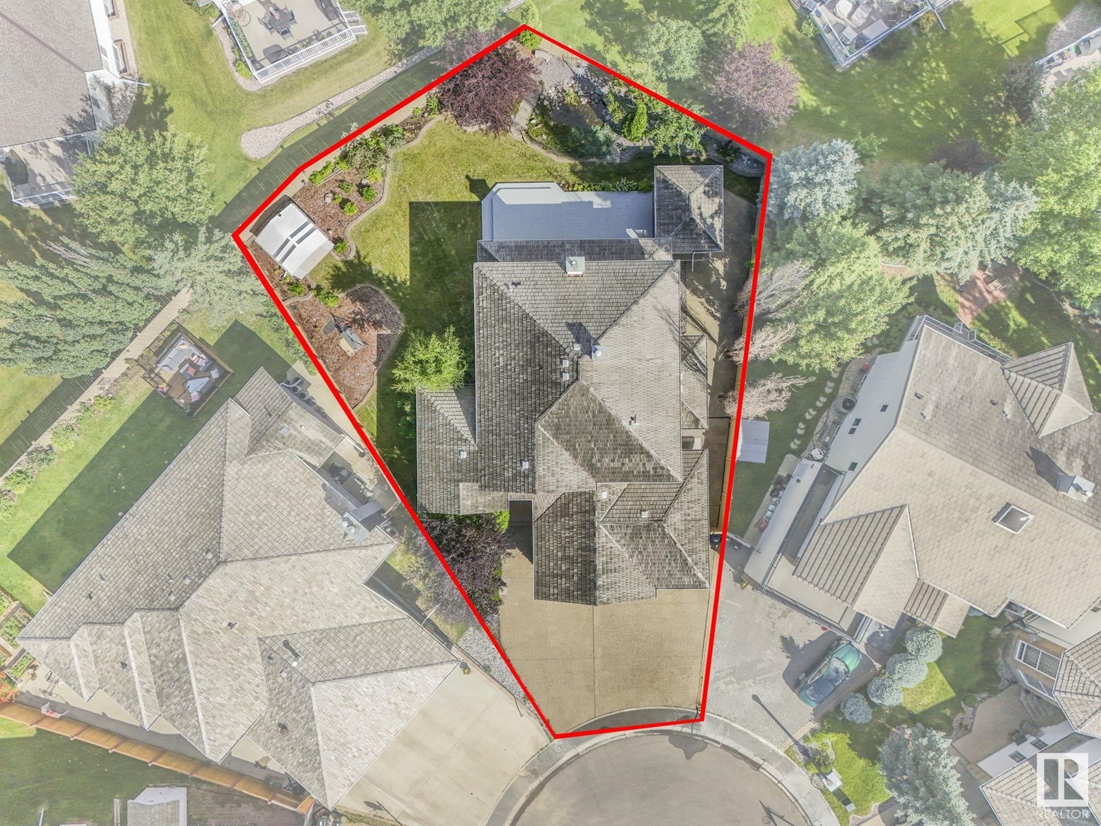 328 WHISTON CL NW