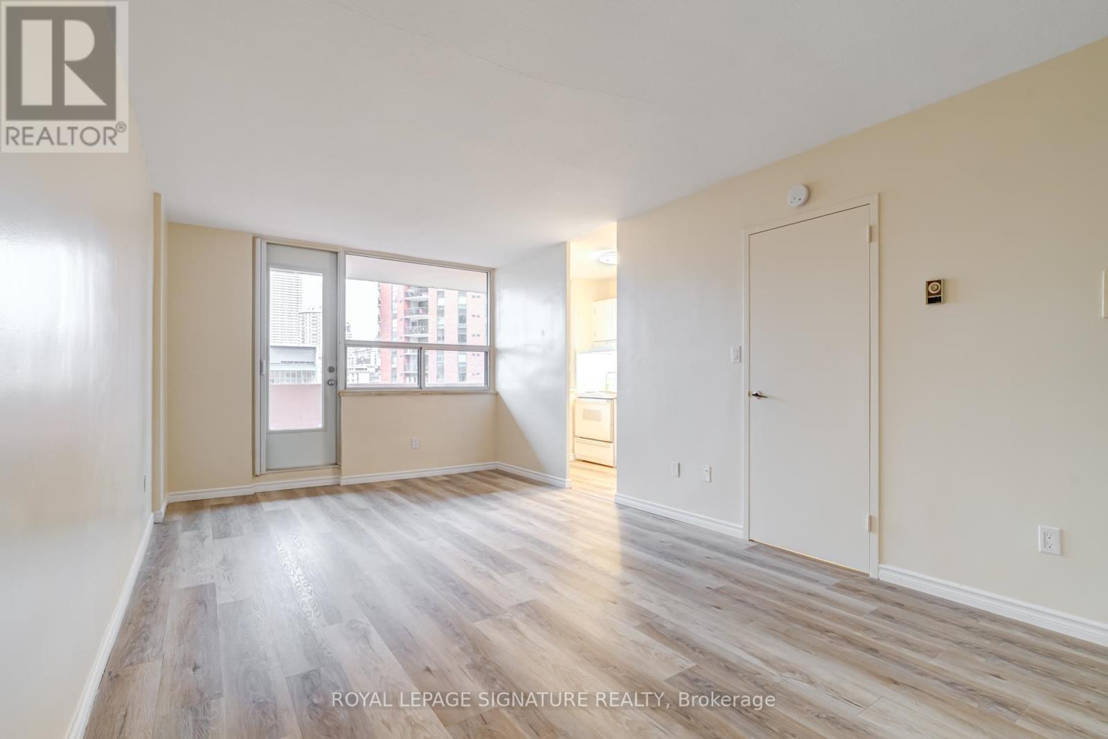 1011 - 40 HOMEWOOD AVENUE