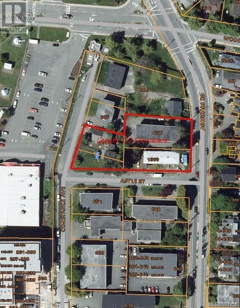 656 Admirals Rd Esquimalt BC V9A4X9