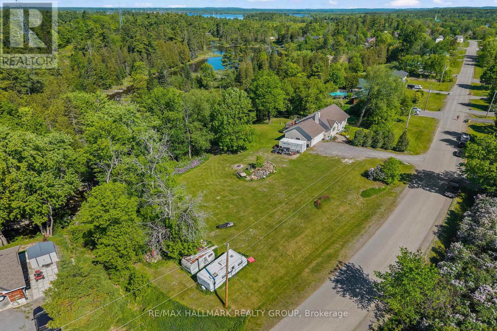 194 OLD PAKENHAM ROAD