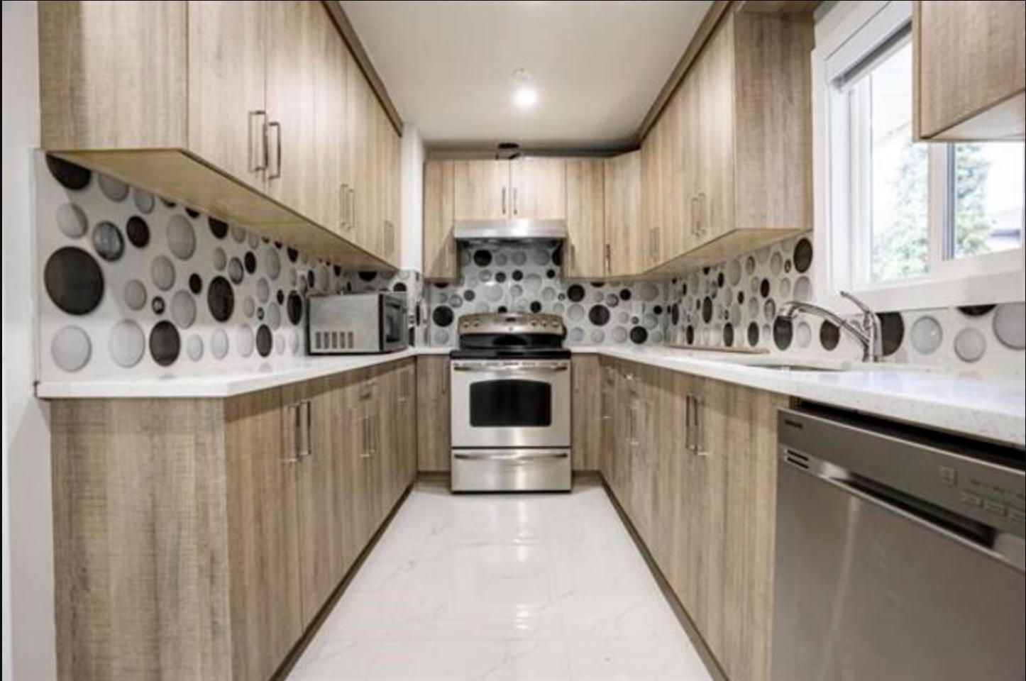 11318 GLEN AVON DRIVE