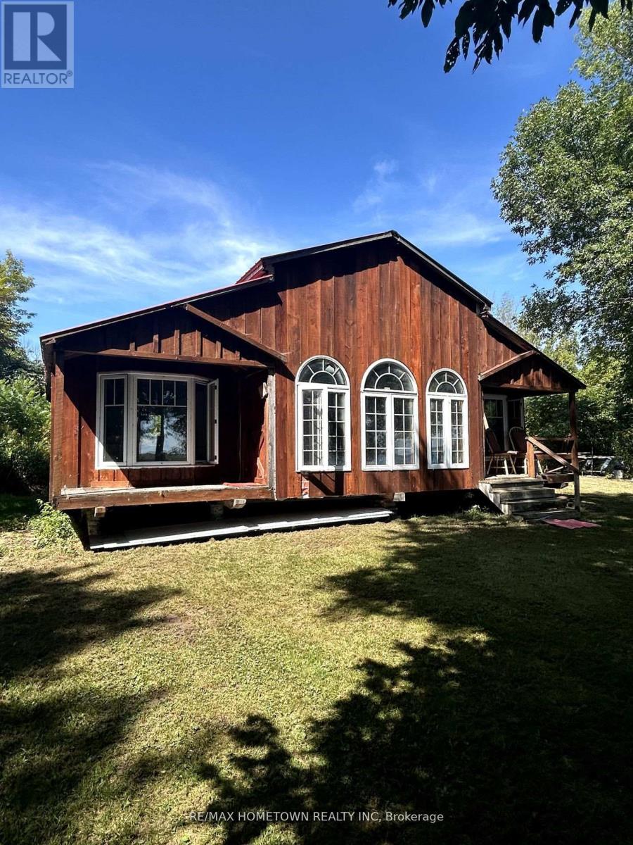 Photo 1 of 11 — 8 ST. FRANCIS ISLAND, South Glengarry, ON K0C2E0