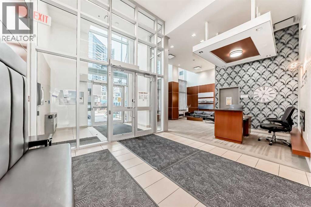 2206, 211 13 Avenue SE