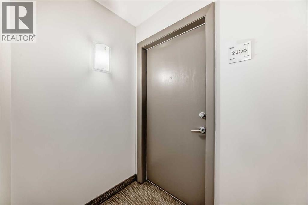 2206, 211 13 Avenue SE