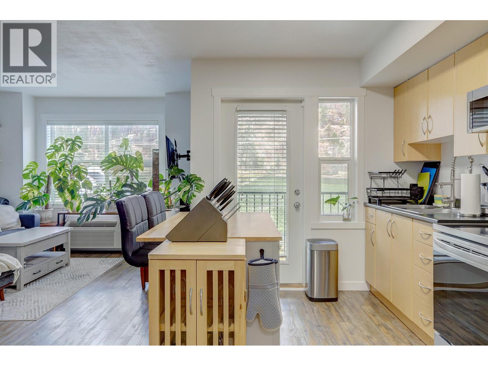 1477 Glenmore Road N Unit# B-203