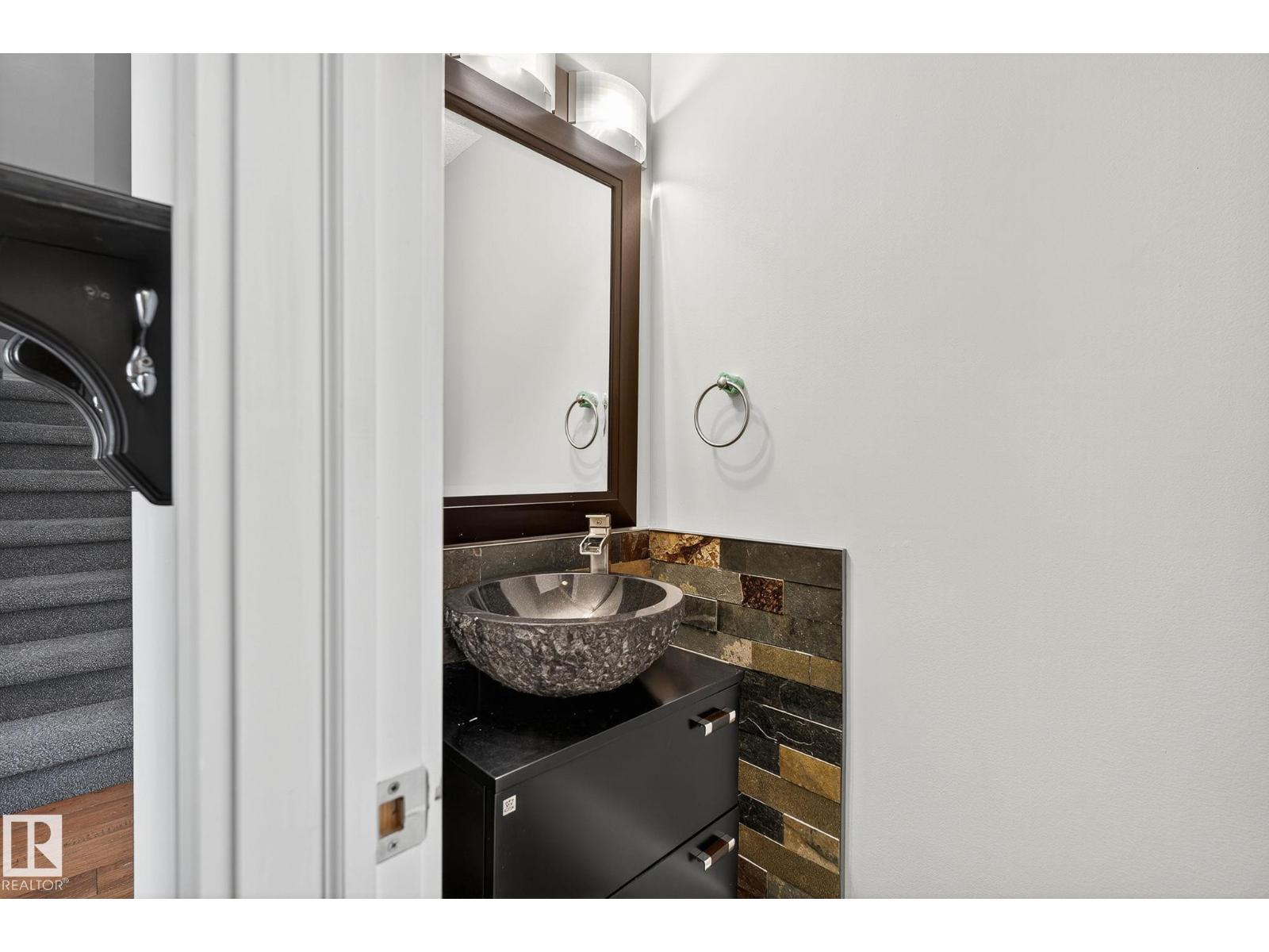 146 CALLINGWOOD PL NW