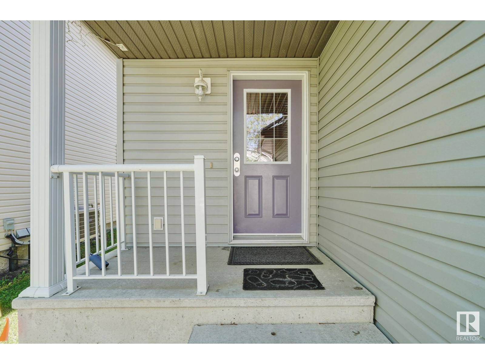 1673 MELROSE PL SW SW