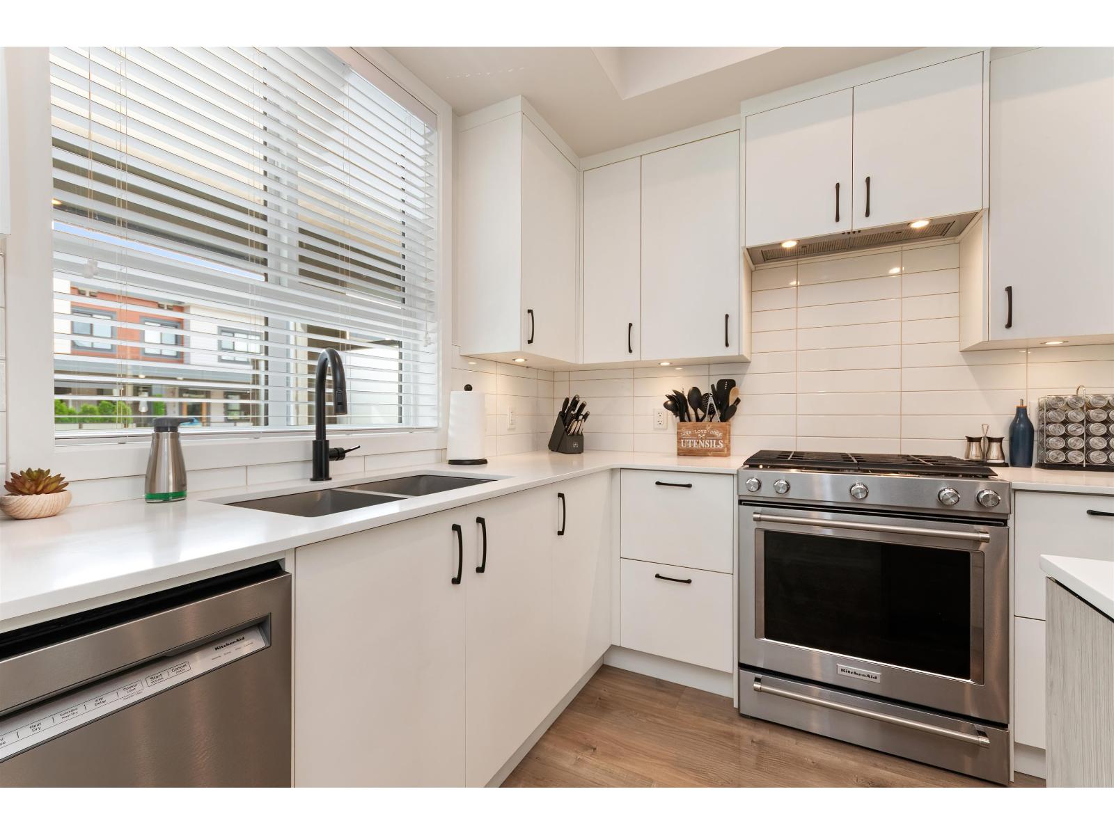 30 45500 CAMPUS DRIVE|Garrison Crossing