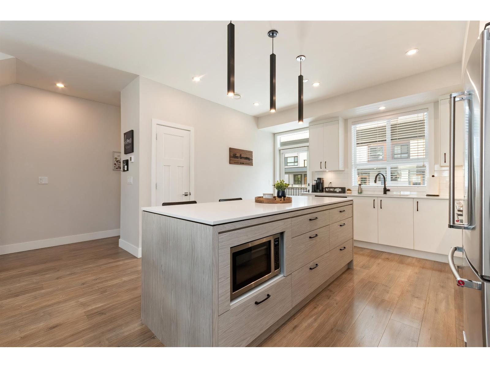 30 45500 CAMPUS DRIVE|Garrison Crossing
