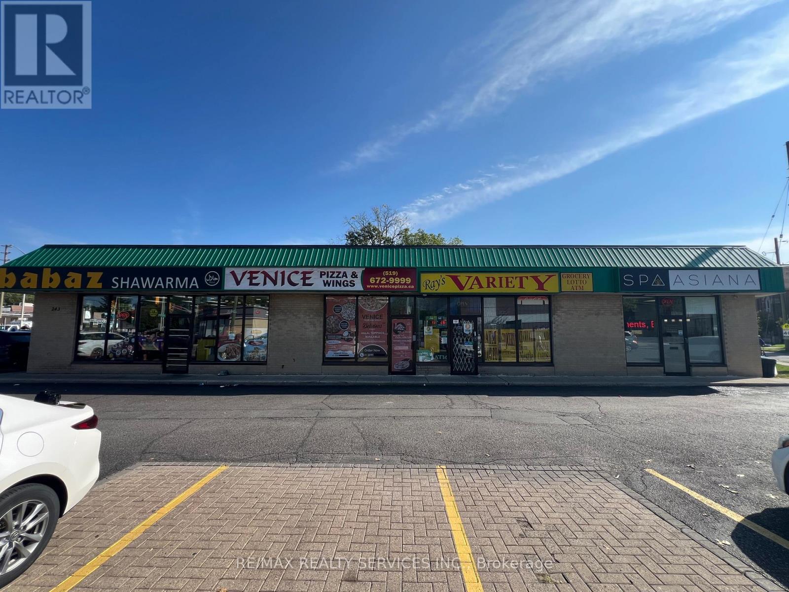 243 WHARNCLIFFE ROAD N