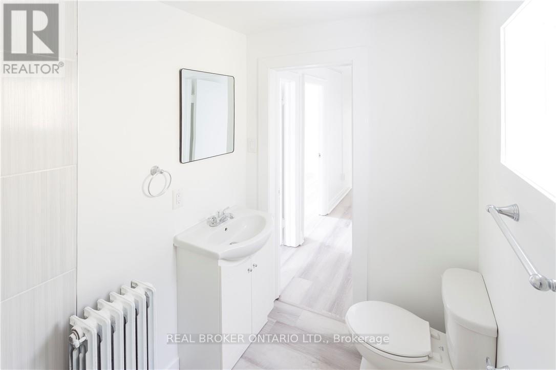 44 WEBER STREET W