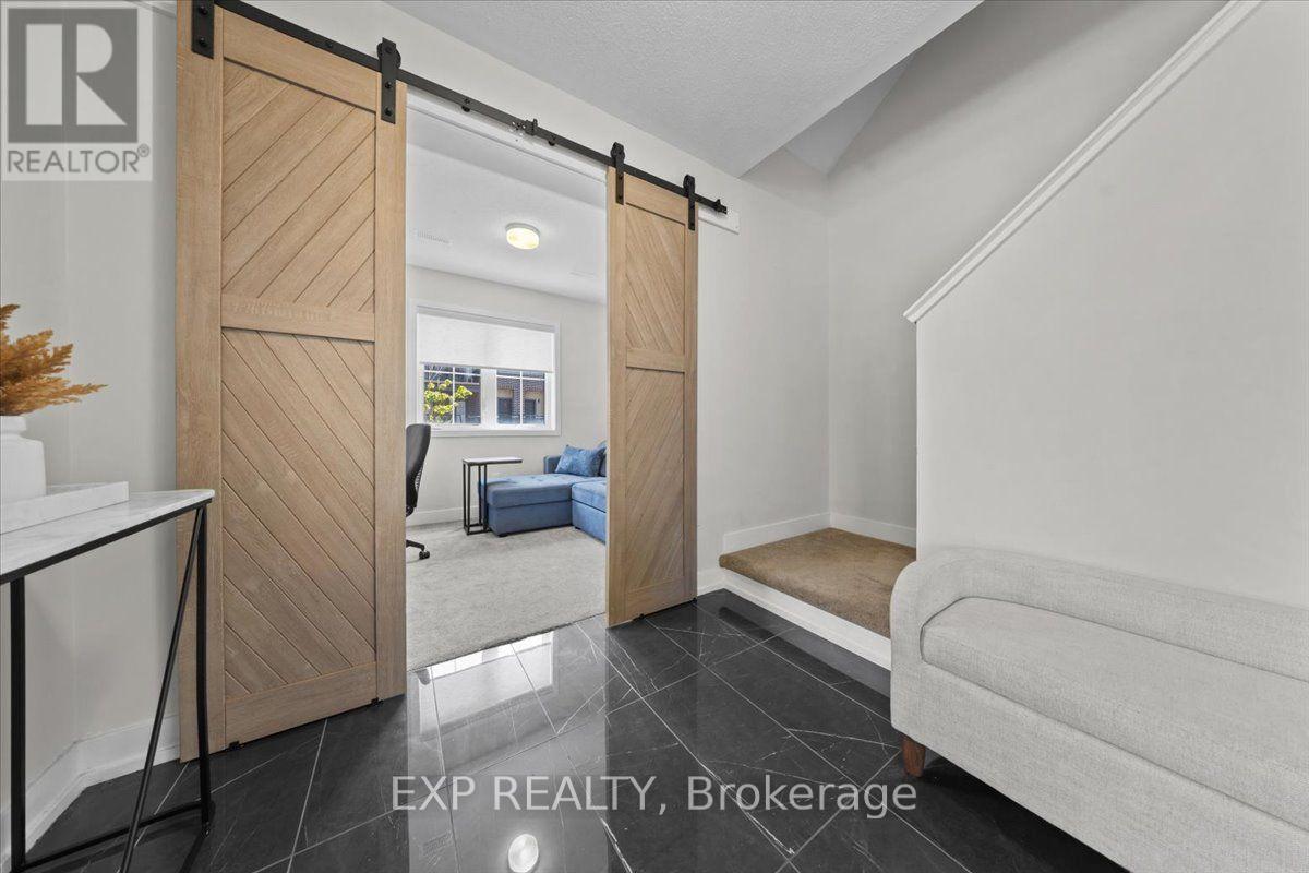 293 ANYOLITE PRIVATE