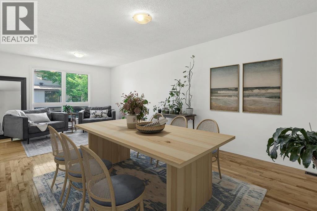 2 Canterbury Gardens SW