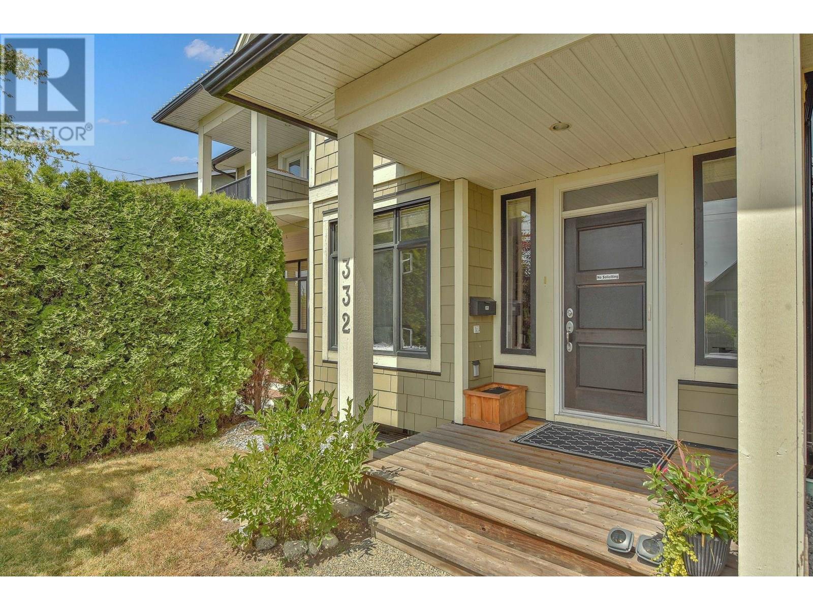 332 E 11TH STREET