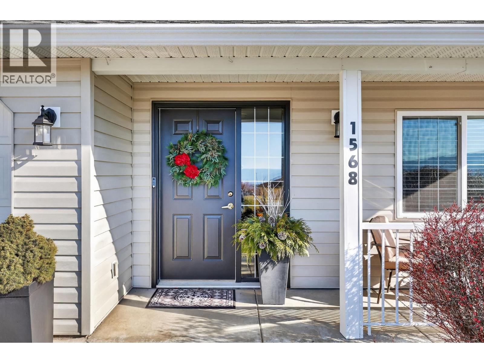 1568 Longley Crescent