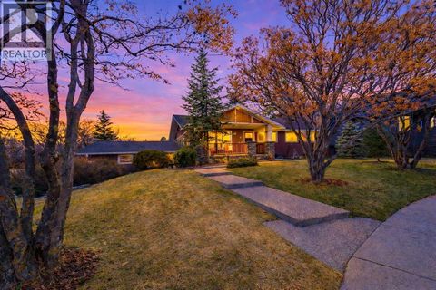 6 Grove Hill Place SW Calgary AB T3E4G9