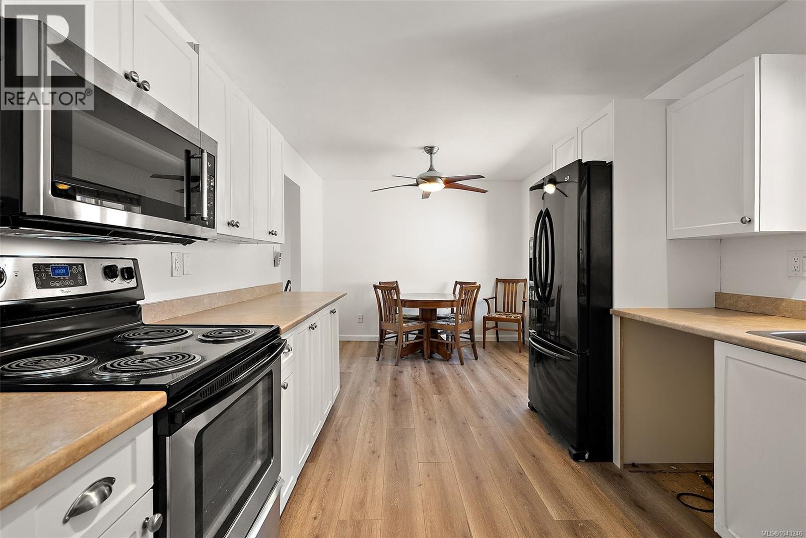 1224 Mariposa Ave