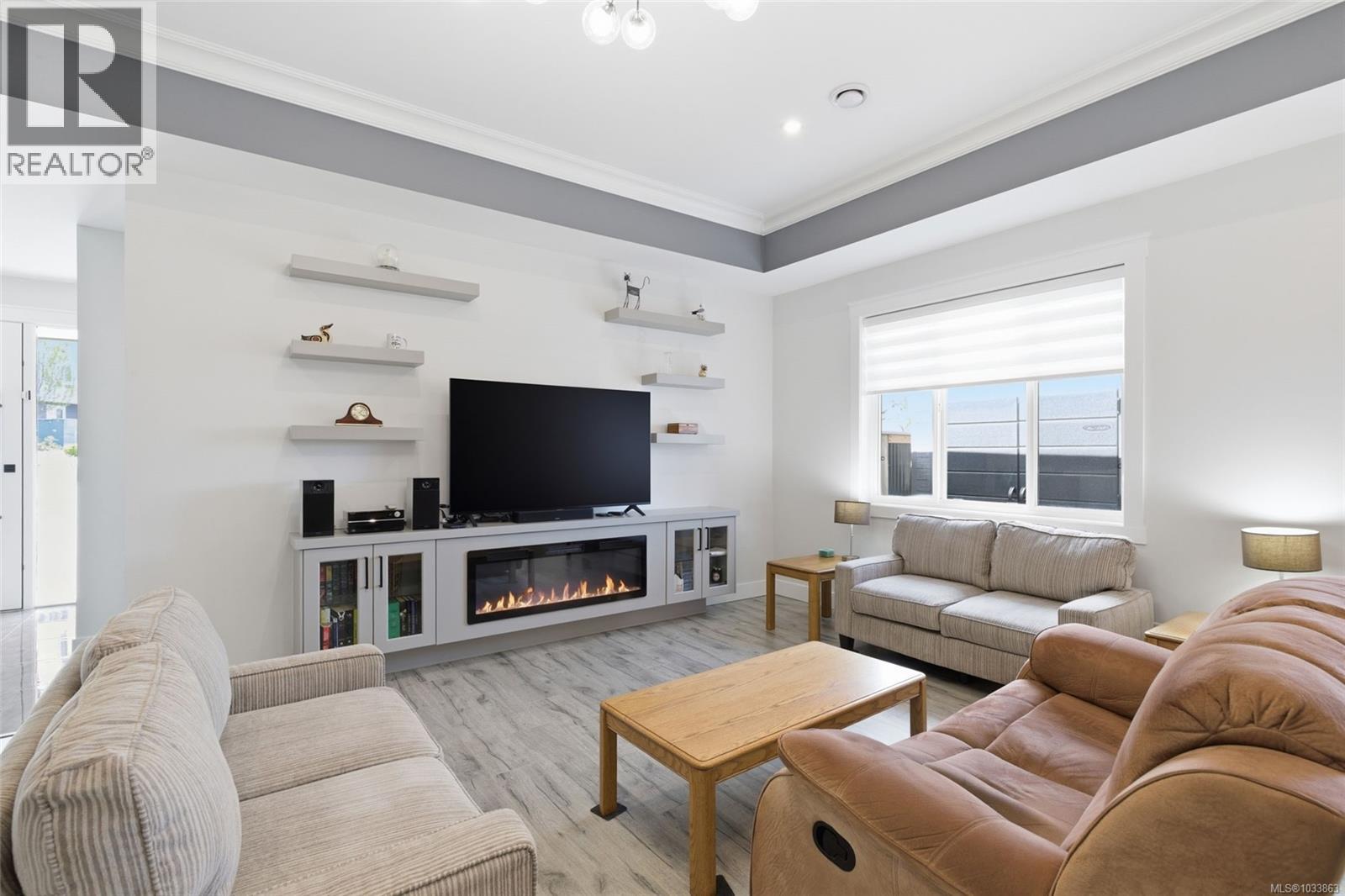 225 Dunbar Way