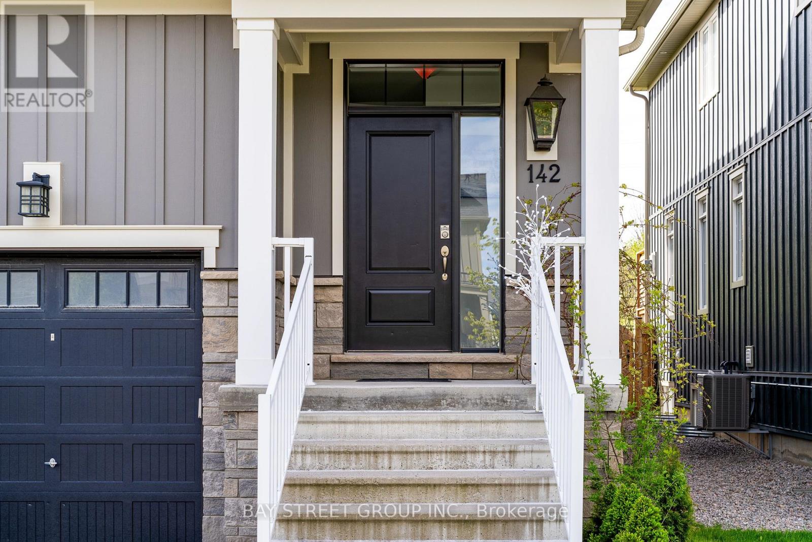 142 YELLOW BIRCH CRESCENT