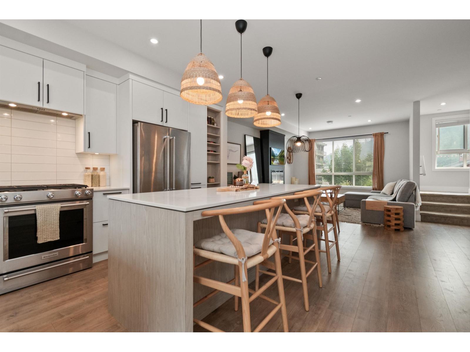 41 45500 CAMPUS DRIVE|Garrison Crossing