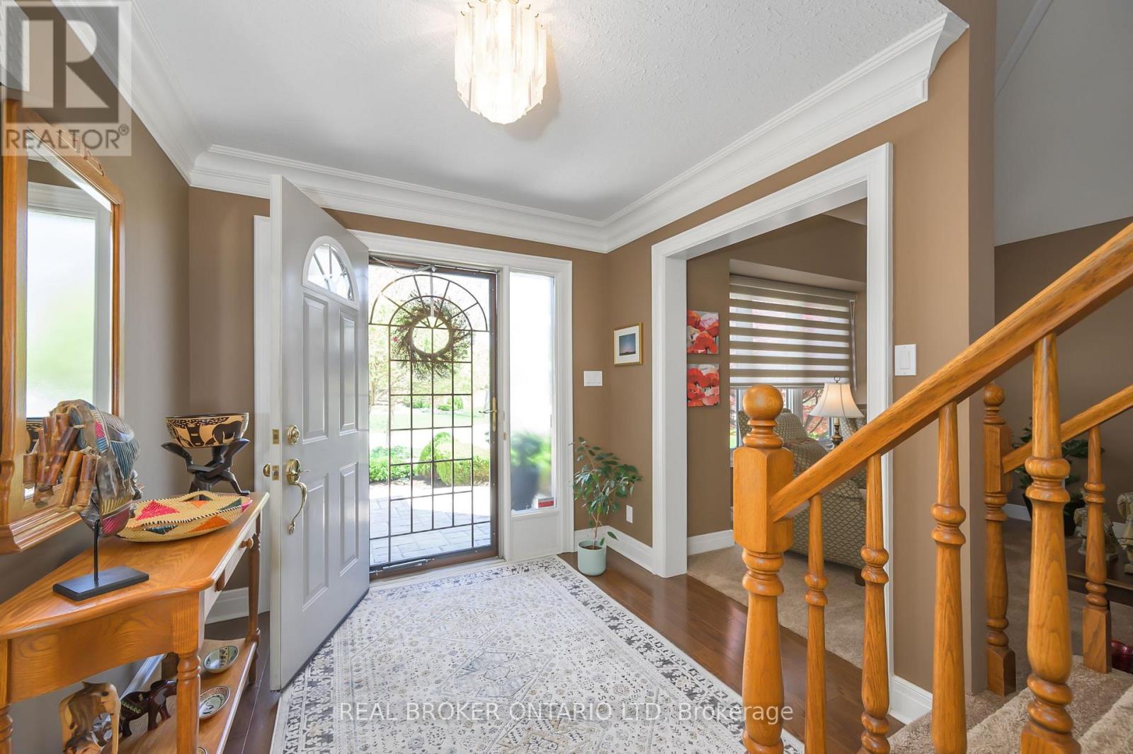 63 MARTINET AVENUE
