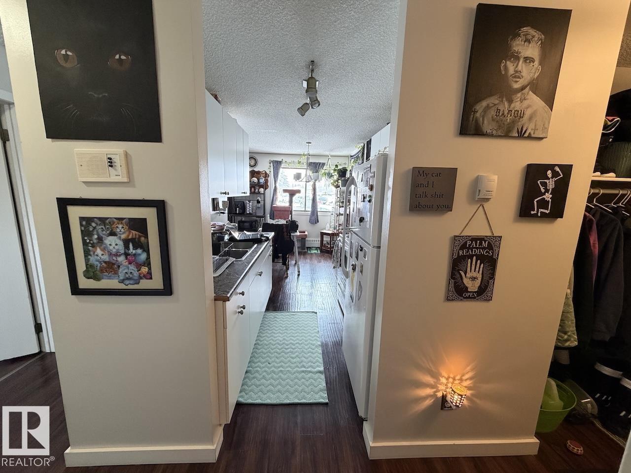 #201 57 BROWN ST