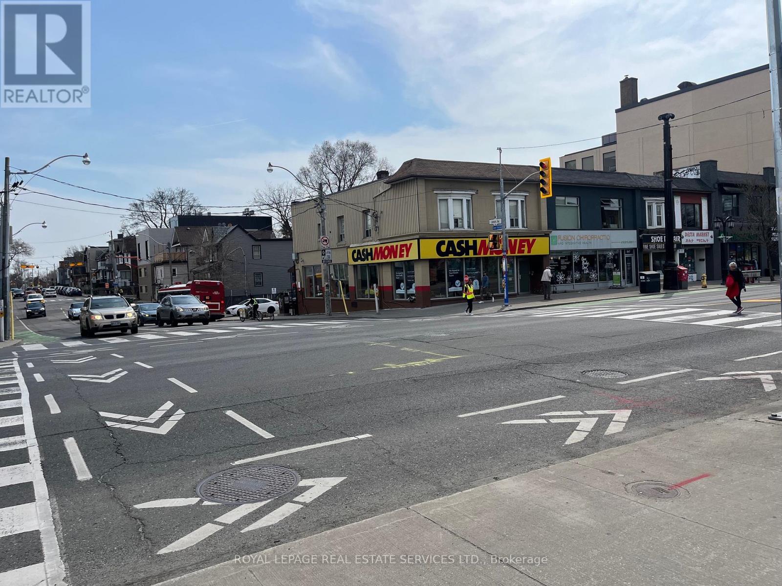 851 DANFORTH AVENUE