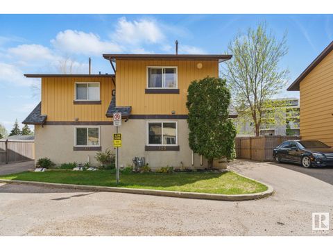 125 Woodstock NW Edmonton AB T5T0H6