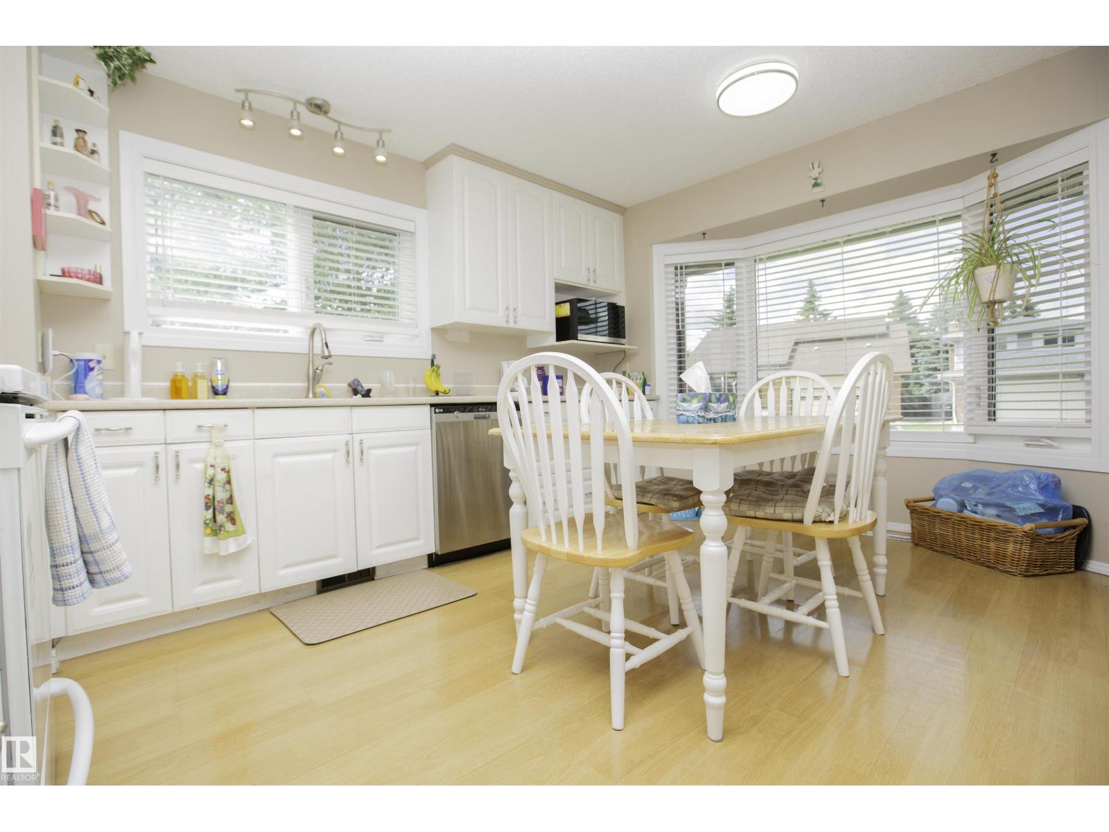 9923 190 ST NW