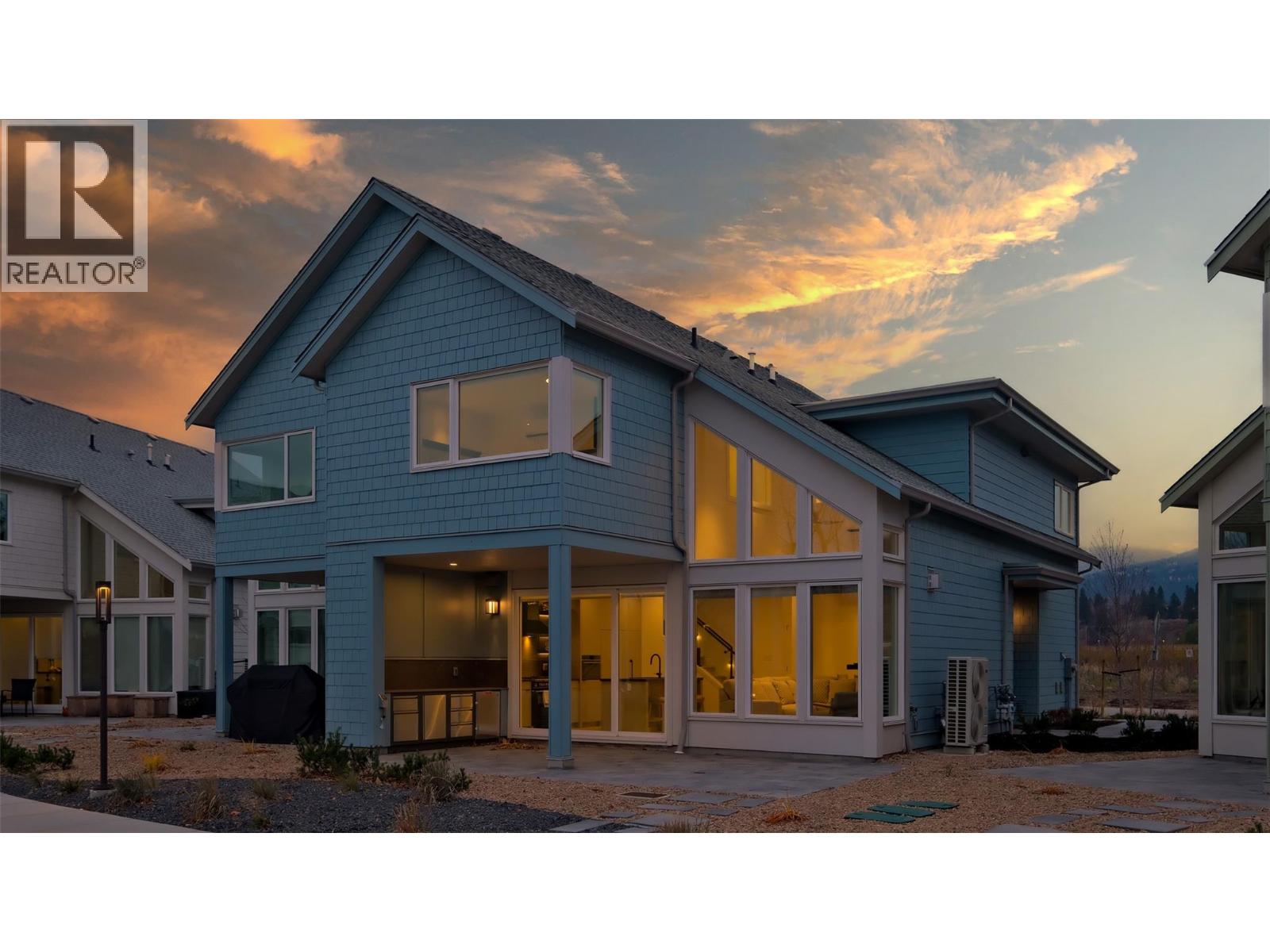 3040 Landry Crescent