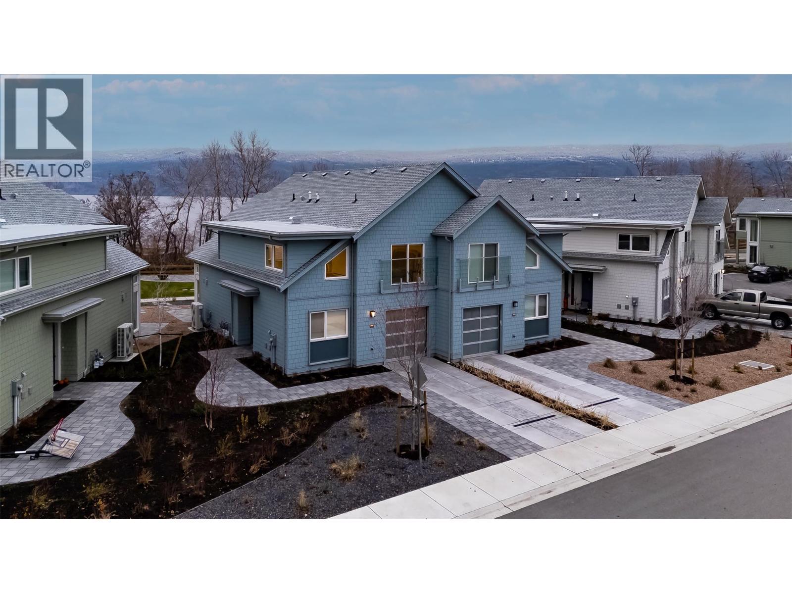 3040 Landry Crescent