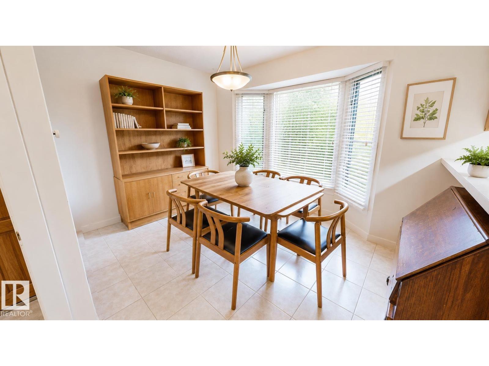 55 QUESNELL RD NW