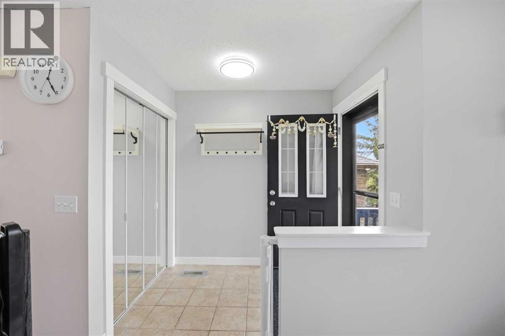 39 Panora Square NW