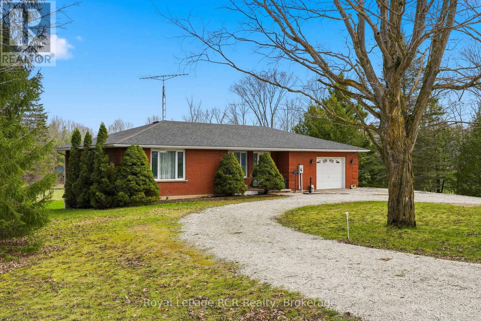742053 4A SIDE ROAD