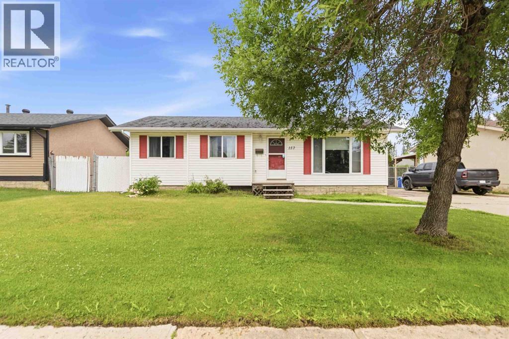 157 Rogers Crescent
