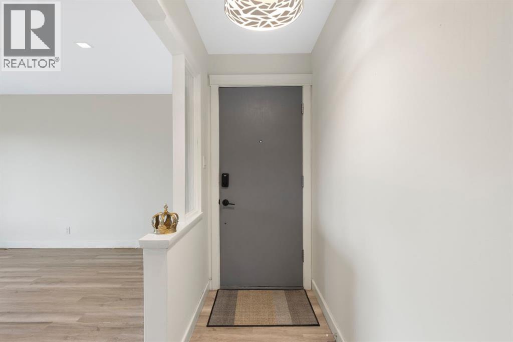 6023 Thornbank Drive NW