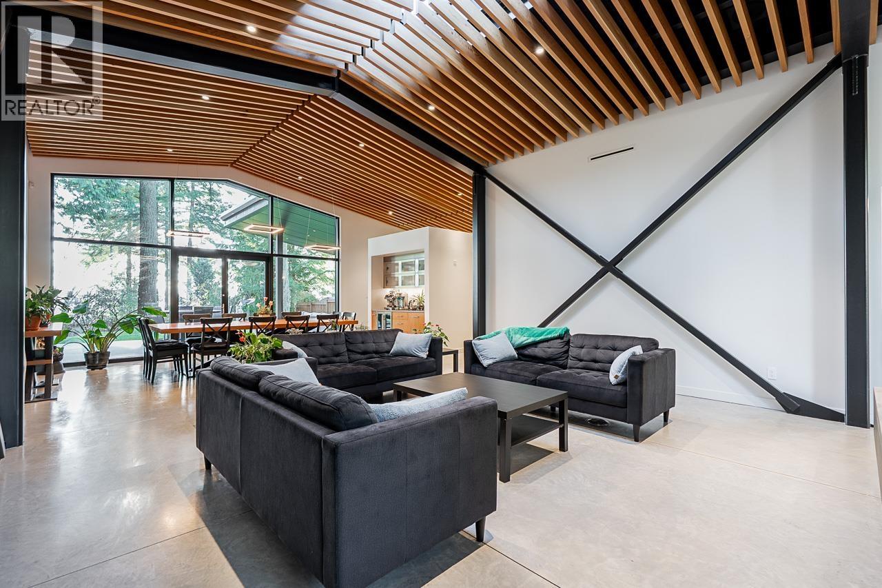 2409 WINDRIDGE DRIVE