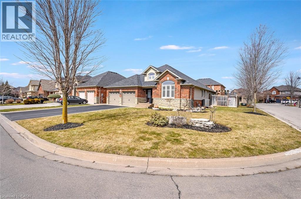 27 CARVER Drive